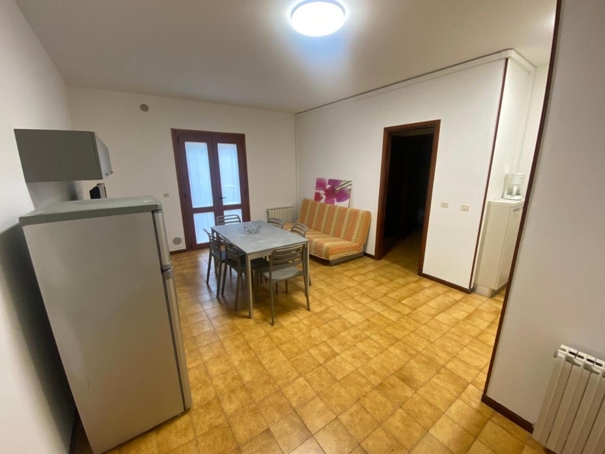 Cond Giardino Leilighet Lignano Sabbiadoro Eksteriør bilde
